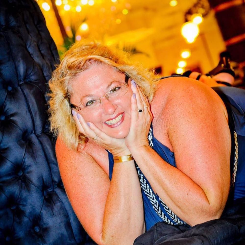 Meet your Posher, Lori